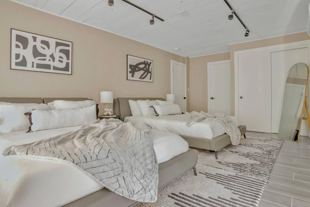 Stunning 2 Story Villa With Pool ฟอร์ต ลอเดอร์เดล ภายนอก รูปภาพ