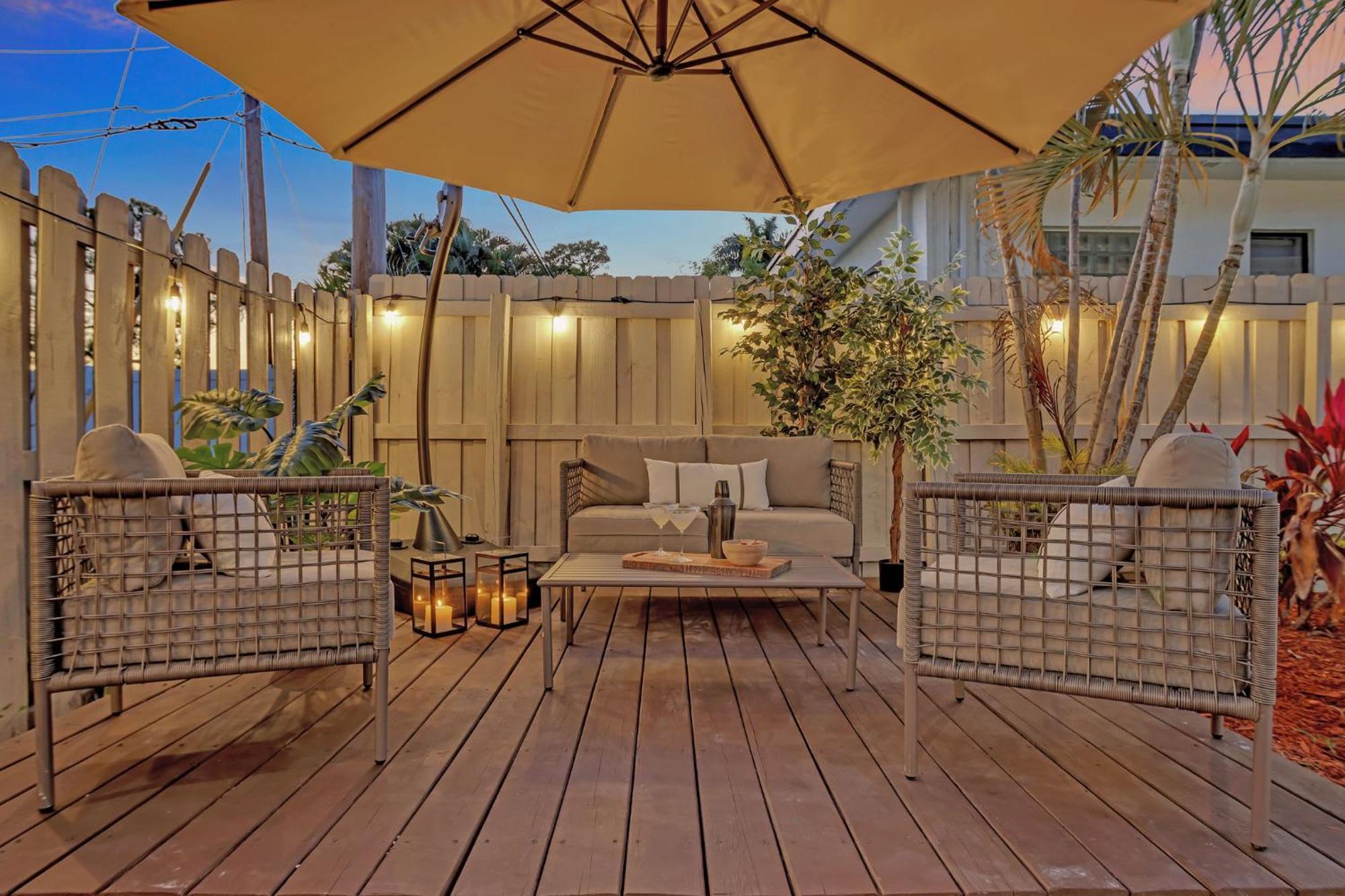 Stunning 2 Story Villa With Pool ฟอร์ต ลอเดอร์เดล ภายนอก รูปภาพ